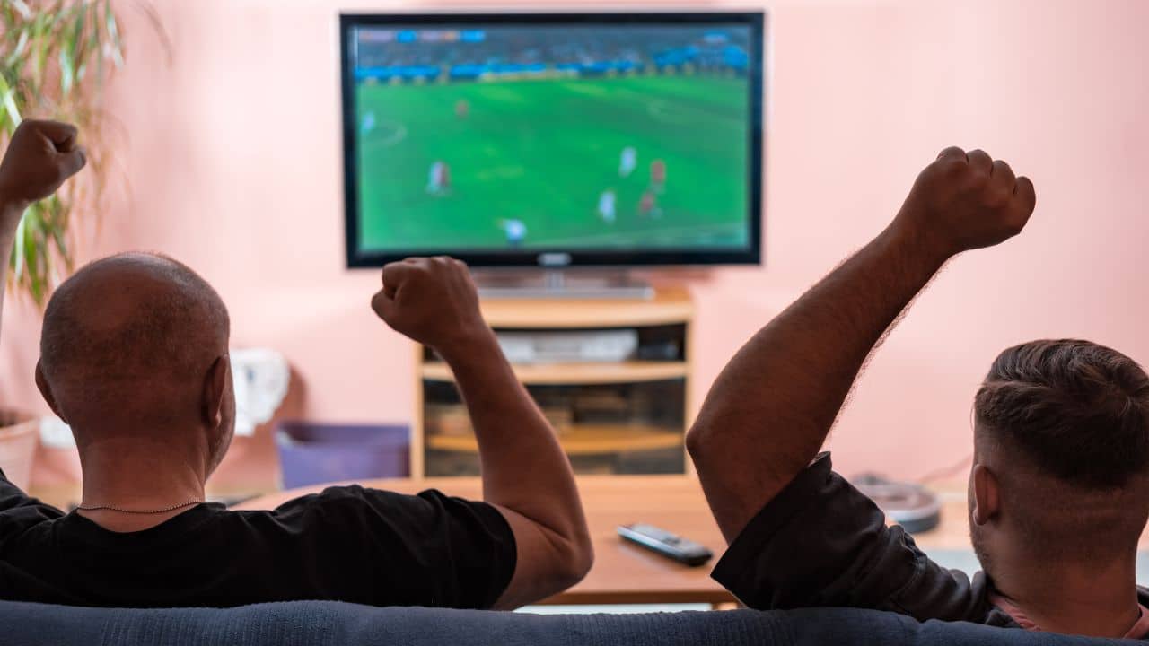 Jogos de hoje (20/11/23): onde assistir futebol ao vivo e horários das  partidas - Tv Alagoas